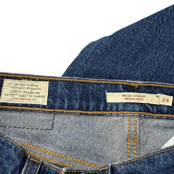 LEVI'S Premium Wedgie StraIght Ankle Jean Size 24 Salsa Charleston Outlasted - Picture 3 of 9